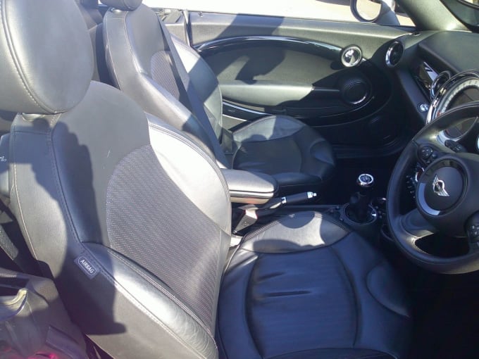 2025 Mini Roadster