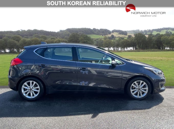 2025 Kia Ceed