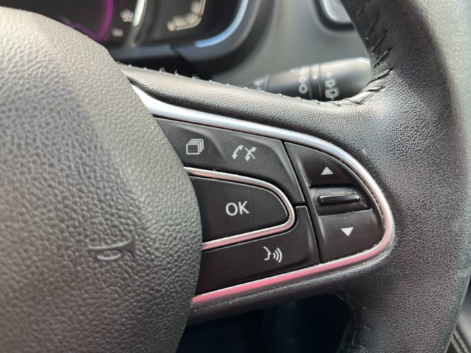 2025 Renault Grand Scenic