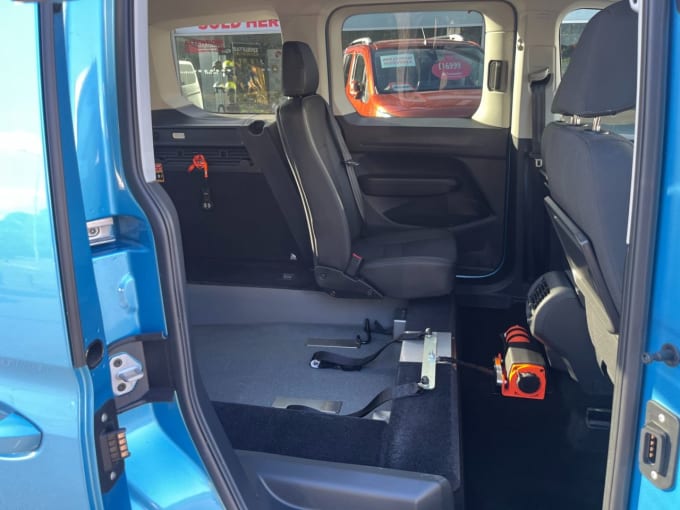 2025 Ford Tourneo Connect