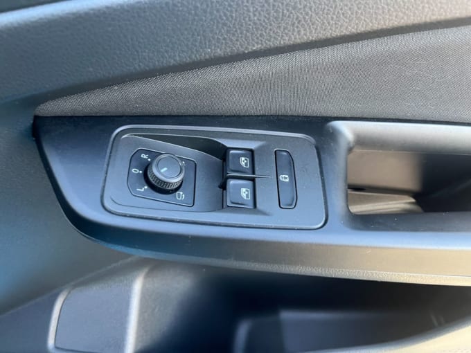 2025 Ford Tourneo Connect
