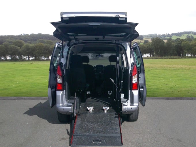 2018 Peugeot Partner Tepee