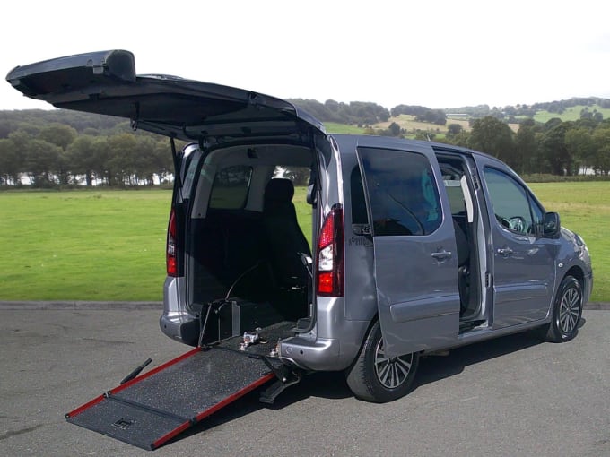 2018 Peugeot Partner Tepee