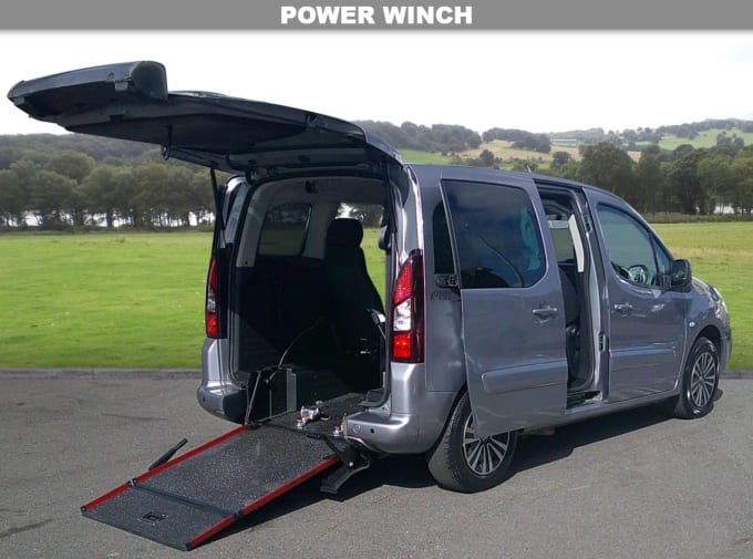 2018 Peugeot Partner Tepee