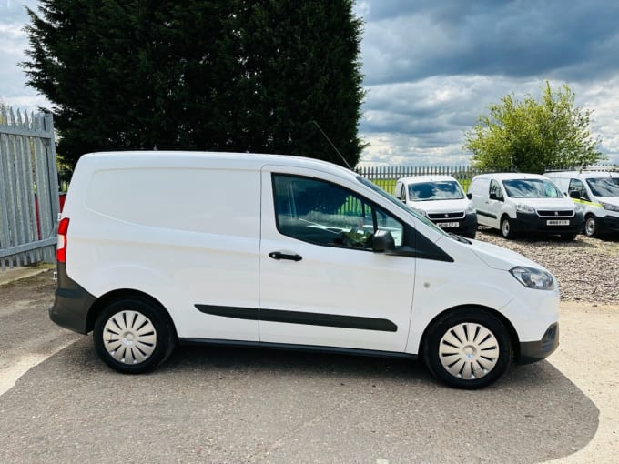 2020 Ford Transit Courier