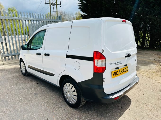 2020 Ford Transit Courier