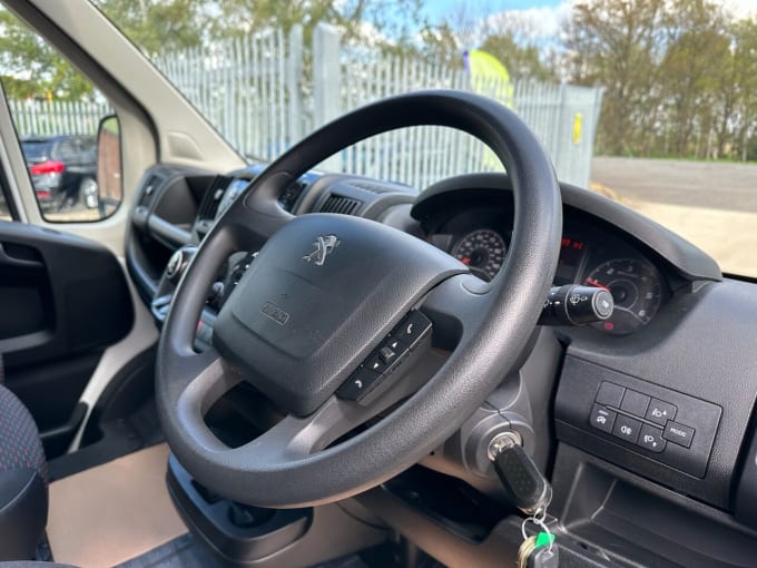 2024 Peugeot Boxer