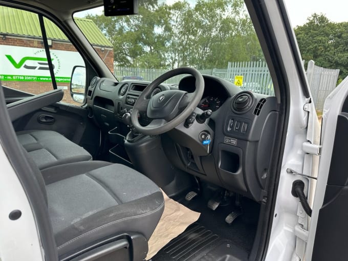 2018 Renault Master