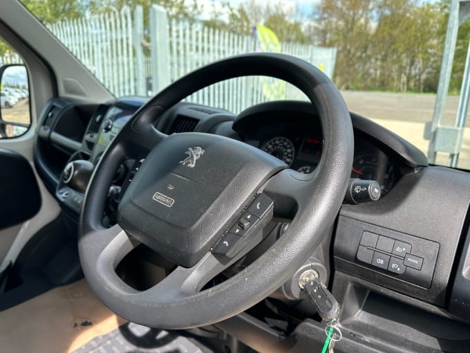 2024 Peugeot Boxer