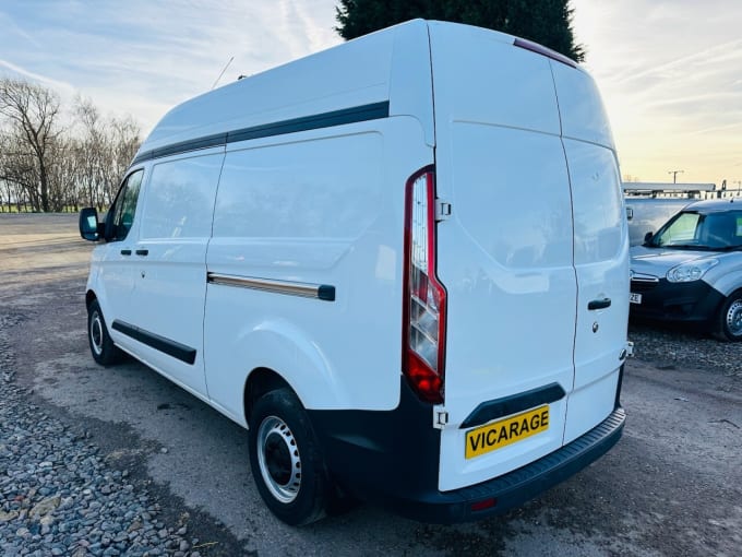 2025 Ford Transit Custom