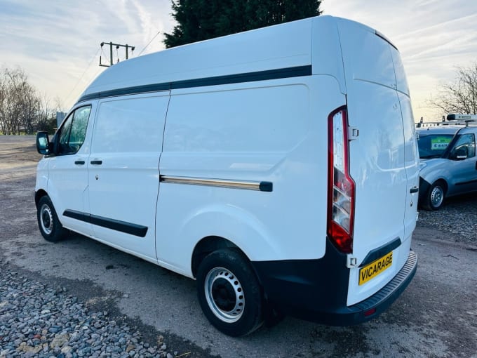 2025 Ford Transit Custom