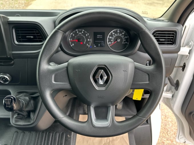 2024 Renault Master