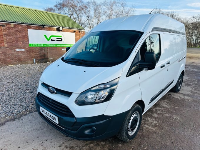 2025 Ford Transit Custom