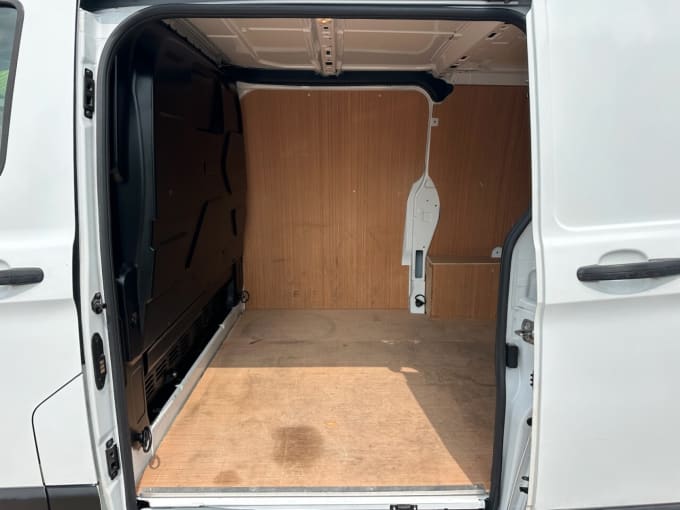 2025 Ford Transit Custom