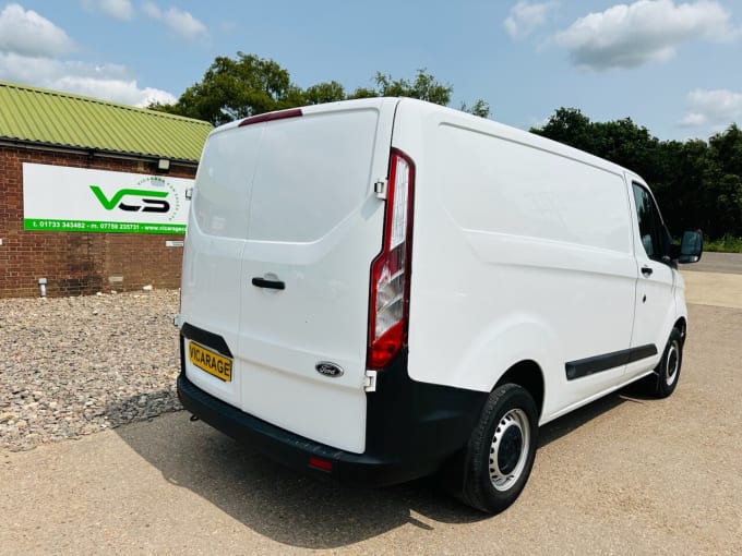 2025 Ford Transit Custom