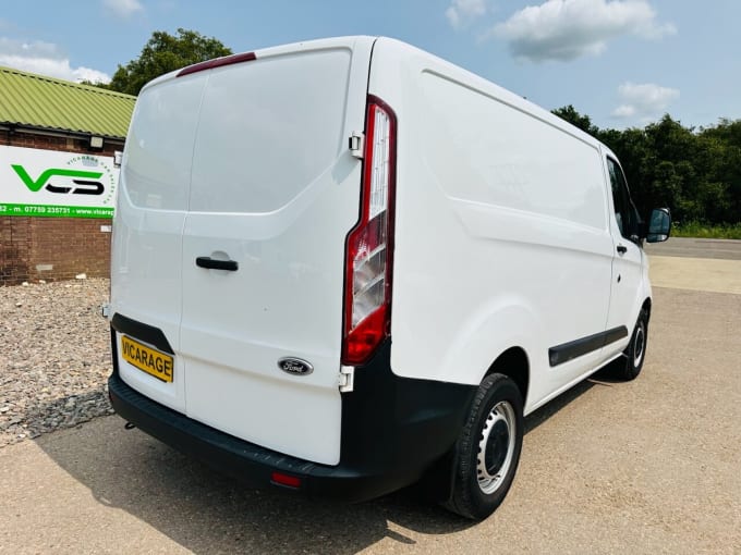 2025 Ford Transit Custom