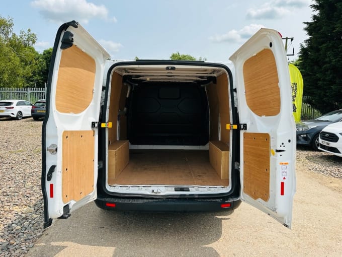 2025 Ford Transit Custom