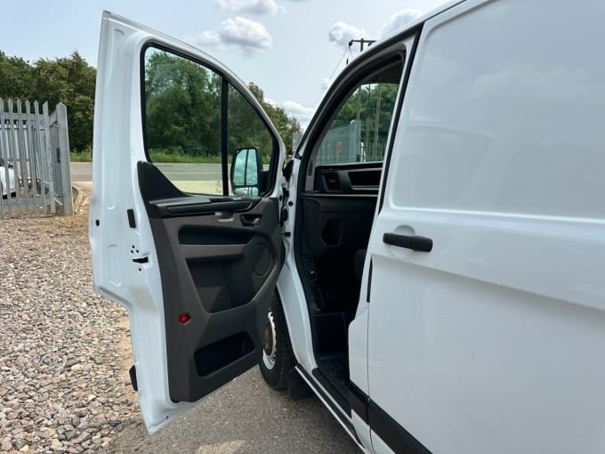2025 Ford Transit Custom