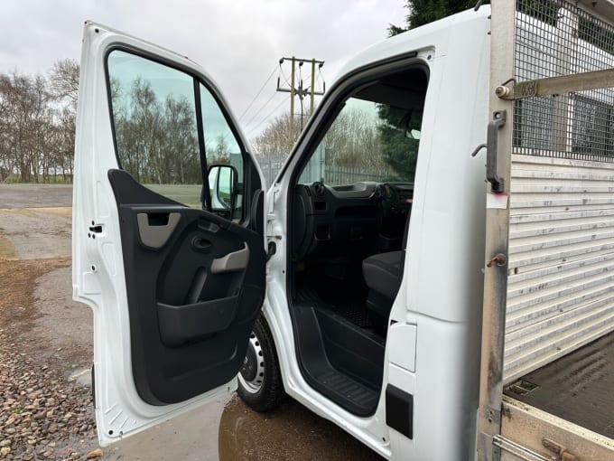 2025 Vauxhall Movano