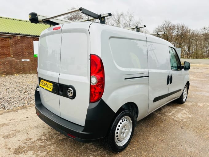 2025 Vauxhall Combo