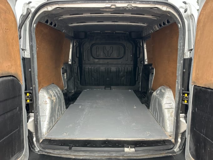 2025 Vauxhall Combo