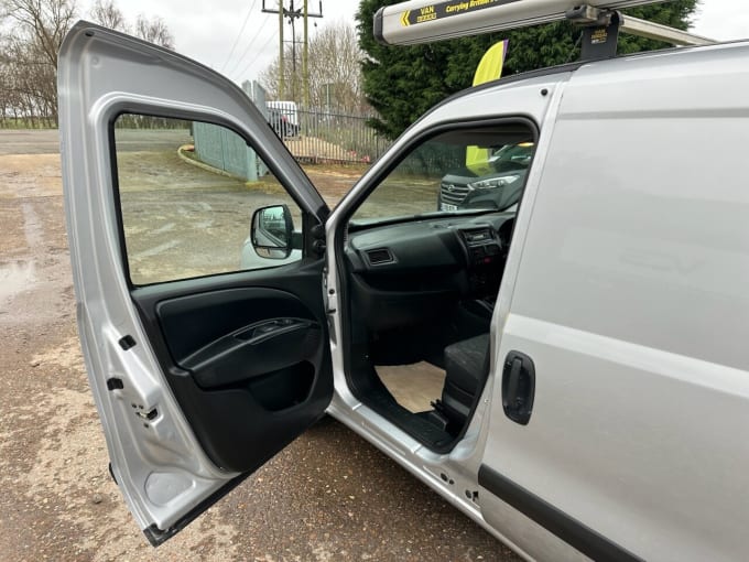 2025 Vauxhall Combo