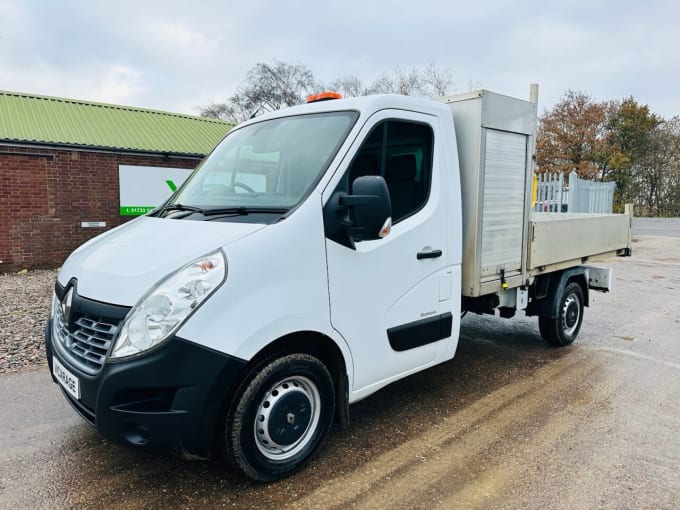 2025 Renault Master