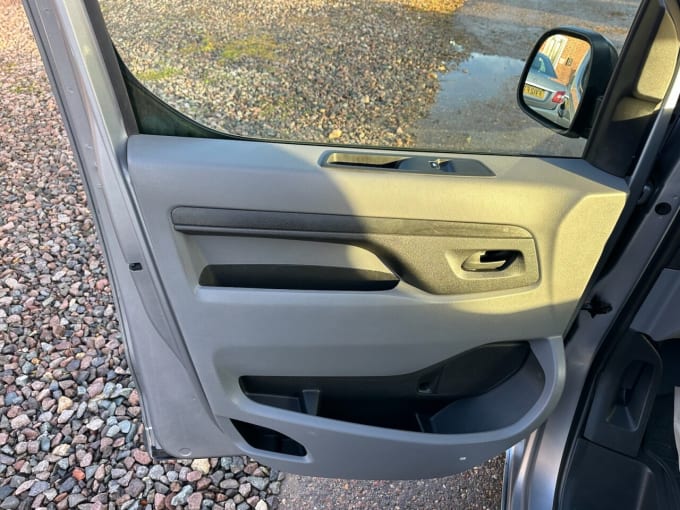 2025 Vauxhall Vivaro Life