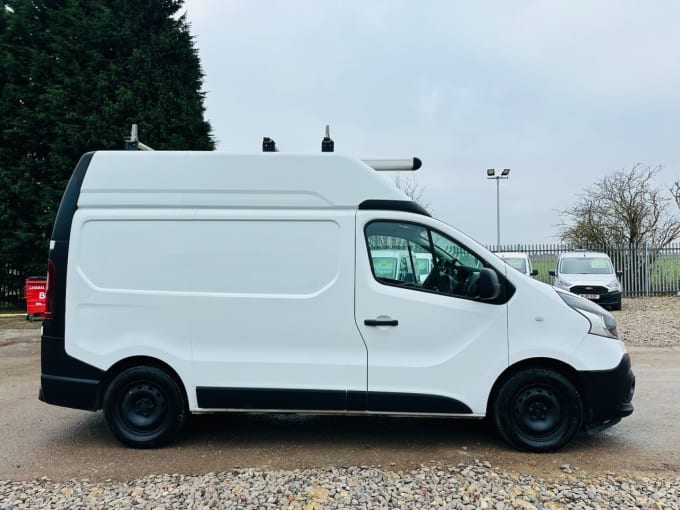 2025 Renault Trafic