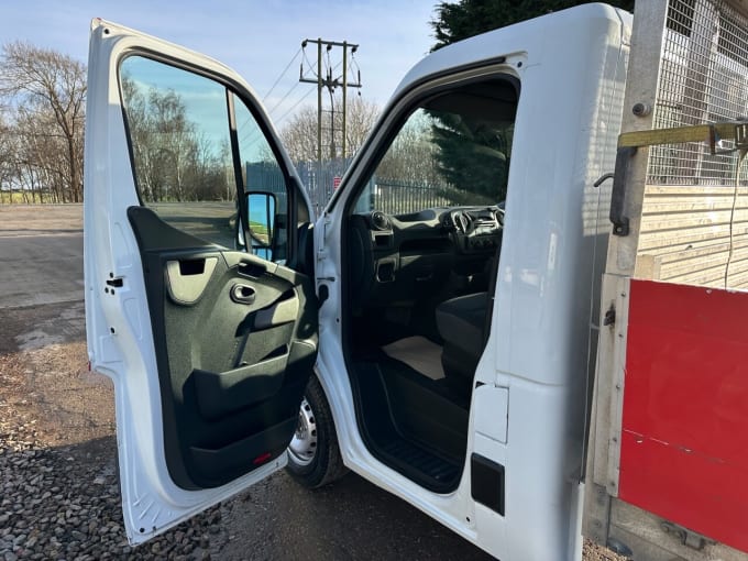 2025 Vauxhall Movano