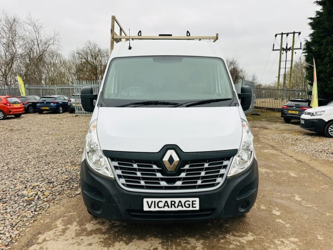 2025 Renault Master