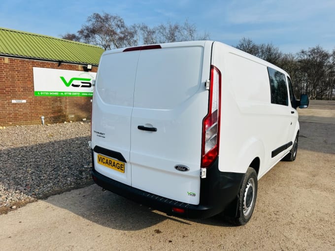 2025 Ford Transit Custom