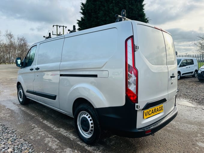 2025 Ford Transit Custom