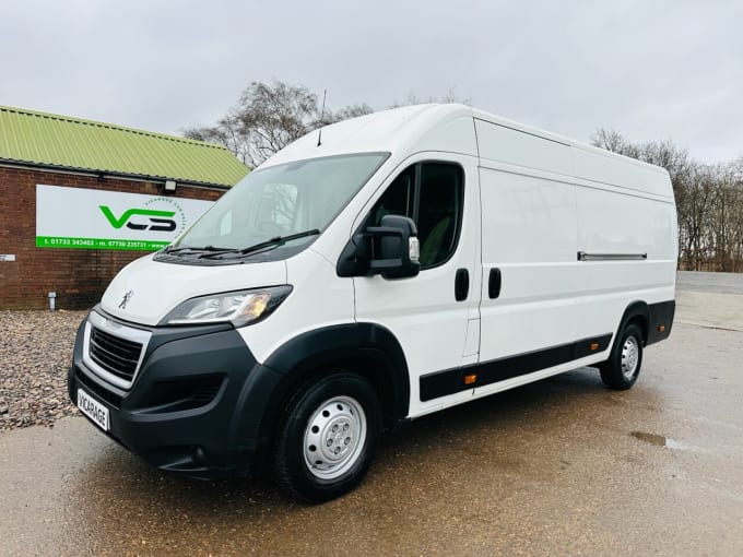 2025 Peugeot Boxer