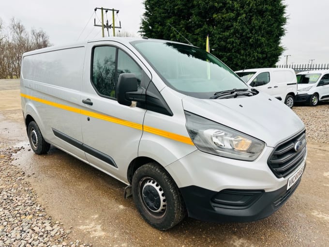 2025 Ford Transit Custom