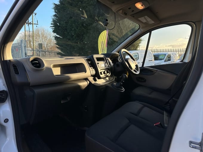 2025 Renault Trafic