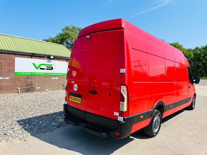 2025 Vauxhall Movano