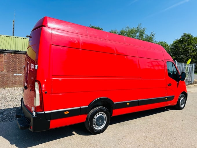 2025 Vauxhall Movano