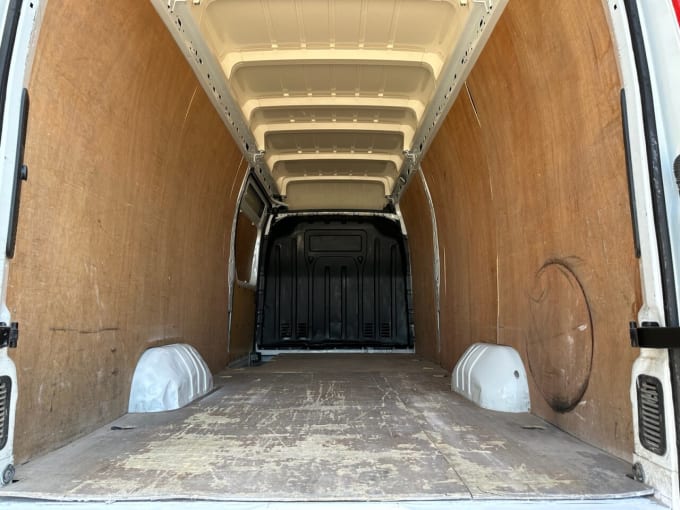 2025 Vauxhall Movano