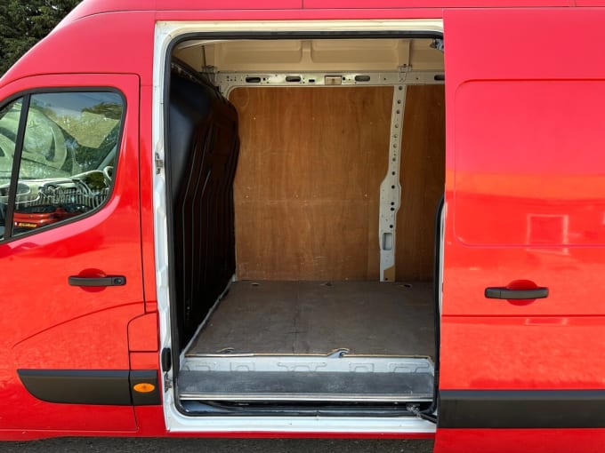 2025 Vauxhall Movano