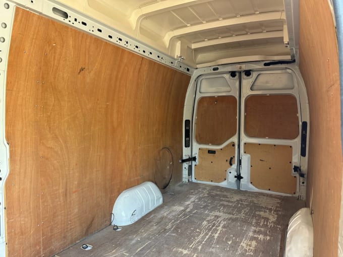 2025 Vauxhall Movano