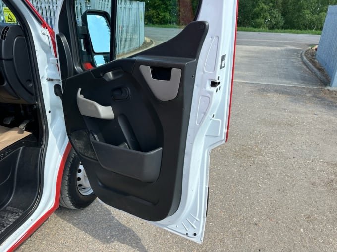2025 Vauxhall Movano