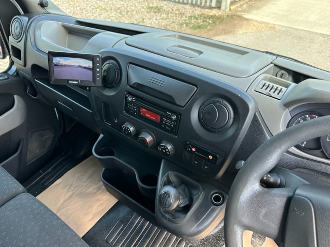 2025 Vauxhall Movano