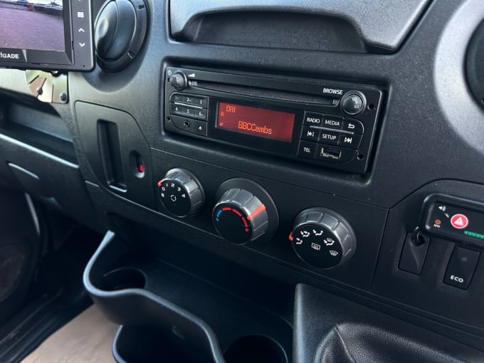 2025 Vauxhall Movano