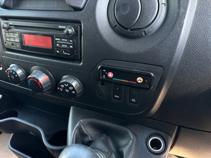 2025 Vauxhall Movano