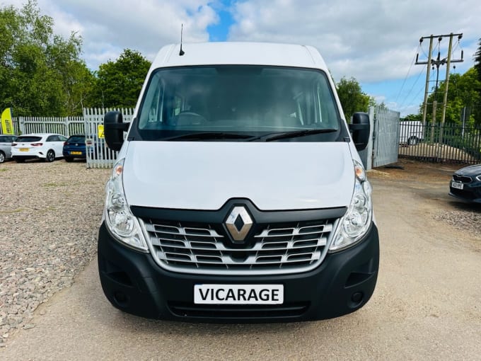 2025 Renault Master