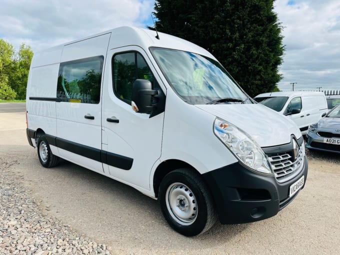 2025 Renault Master