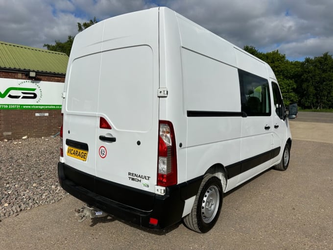 2025 Renault Master