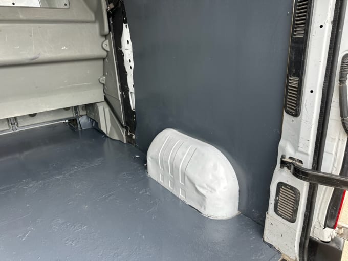2025 Renault Master