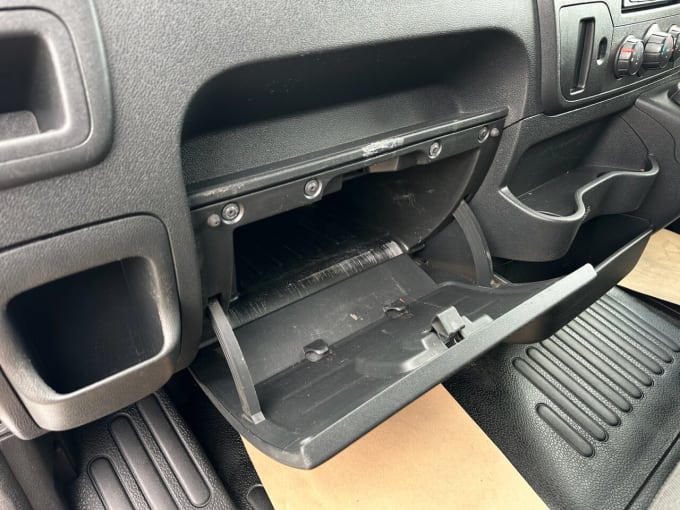 2025 Renault Master